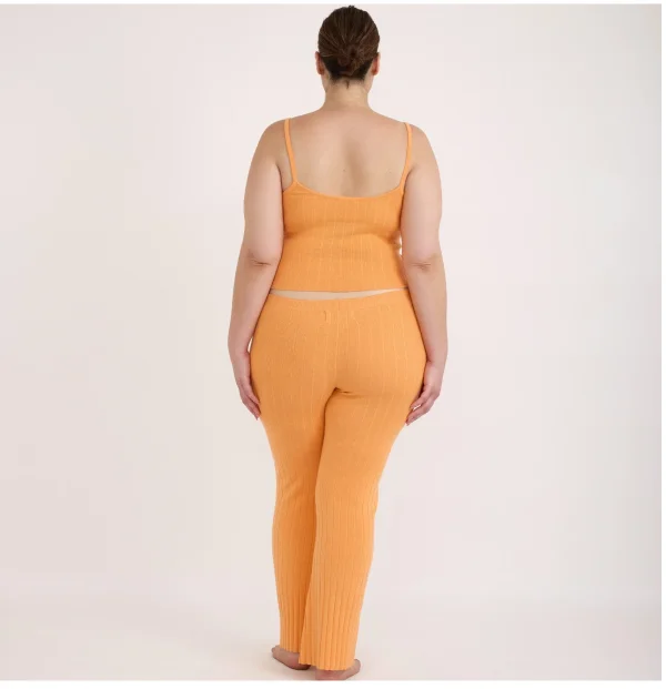 Soft Knit Rib Flare Pants