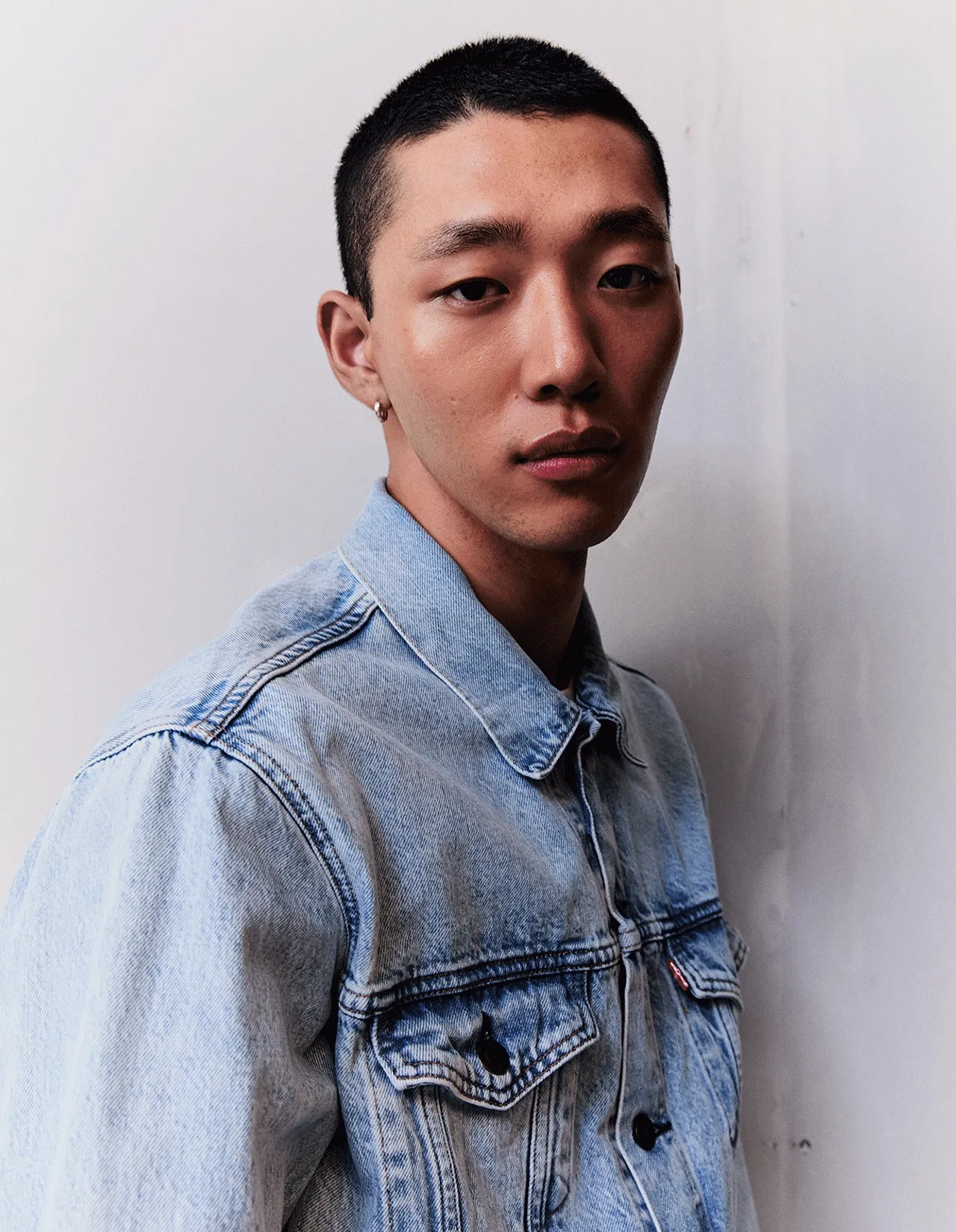 EXPLORE THE LOOK BOOK