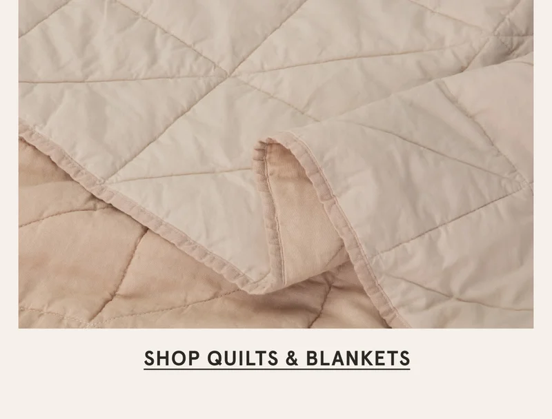 Shop Quilts & Blankets