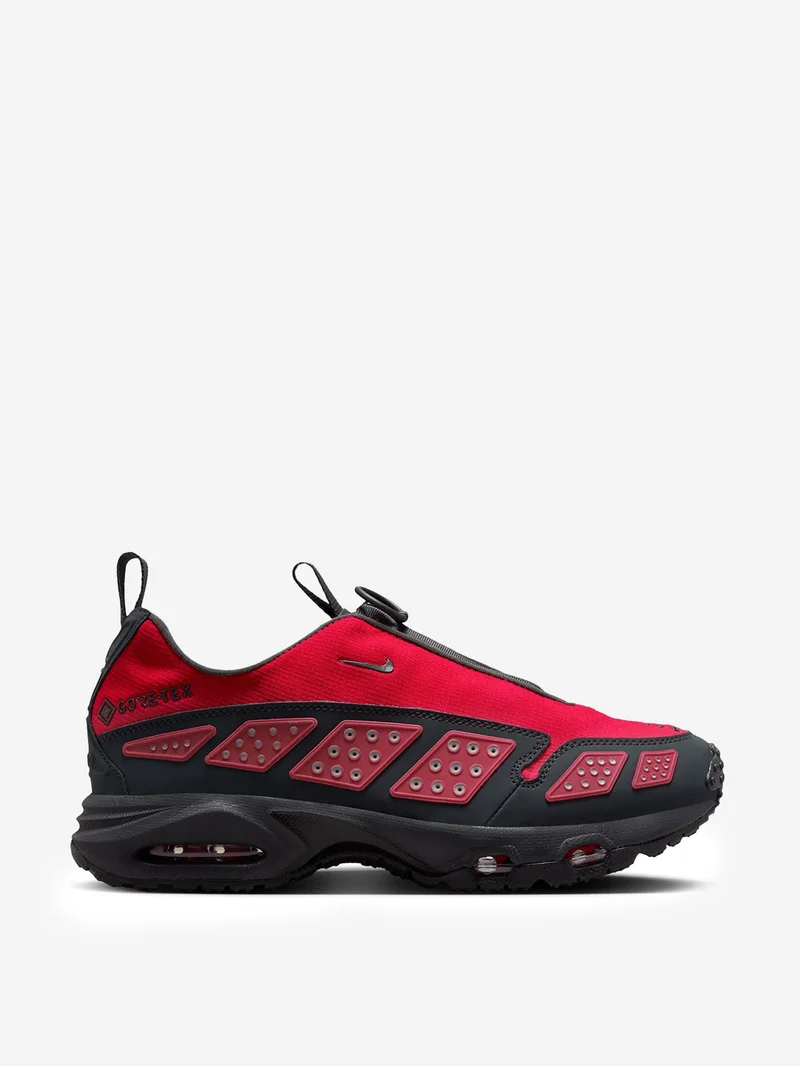 Image of Nike Air Max SNDR Gore-Tex - Hyper Crimson/Dark Smoke Grey-Fire Red