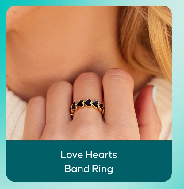 Love Hearts Band Ring