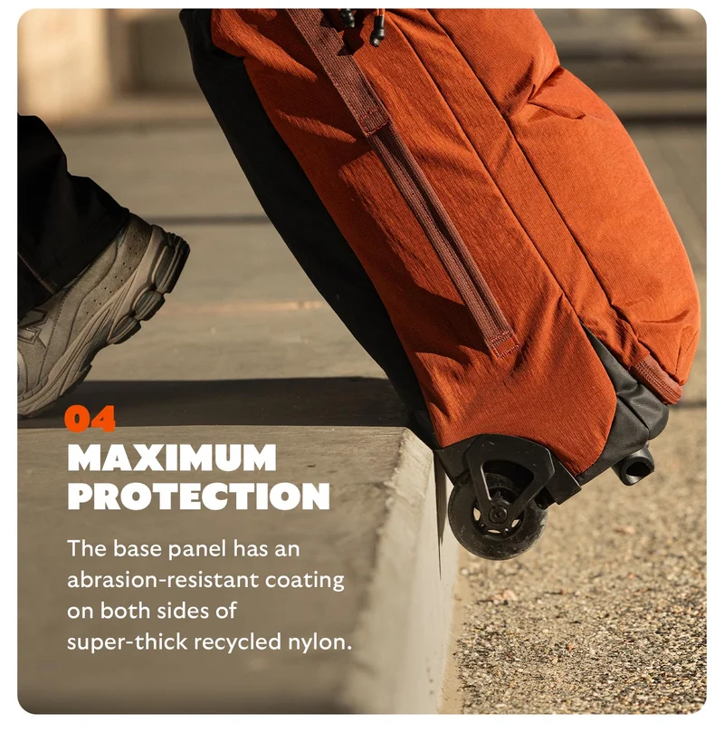 Maximum protection. The base panel has an abrasion-resistant coating on both sides of super-thick recycled nylon.