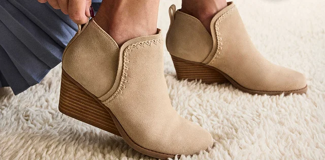 Kaia Wedge Ankle Boot - Image