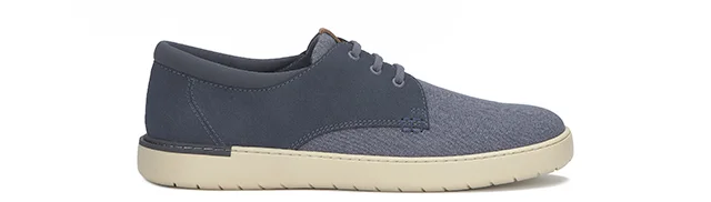 The men’s Bear sneaker in the Denim color.