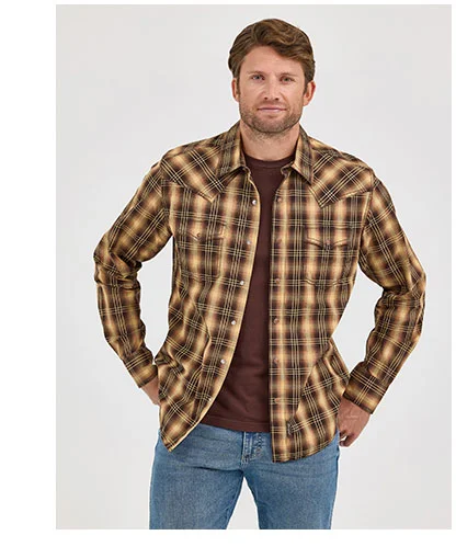 Men's Wrangler Retro® Premium Long Sleeve Western Snap Plaid Shirt