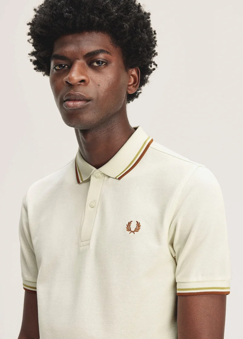The Fred Perry Shirt - Ecru