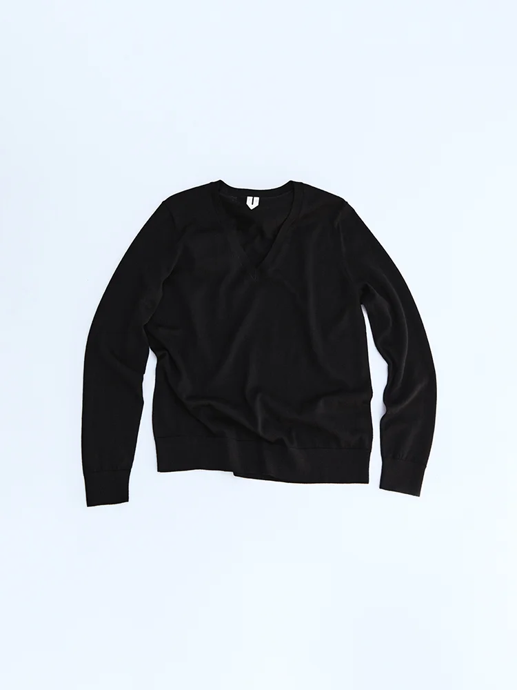 V-Neck Merino Jumper Black