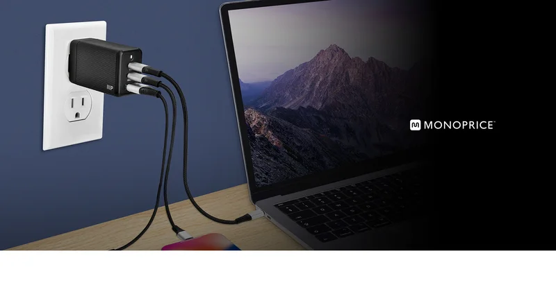 Compact 3‑Port 65W GaN Charger
