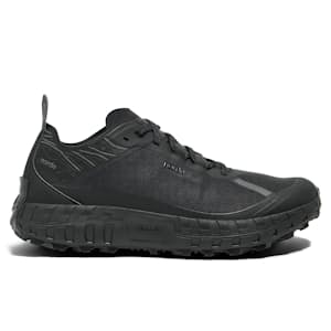 001A Trail Sneaker