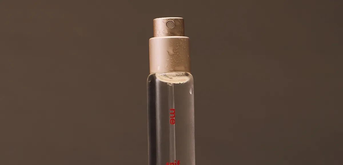 peach skin plum white moss musks orris sandalwood