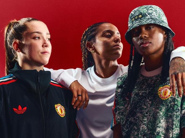 Ella Ann Toone - Geyse da Silva Ferreira & Mallard - Manchester United x Stone Roses collection