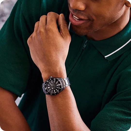 Man wearing Promaster Dive Automatic