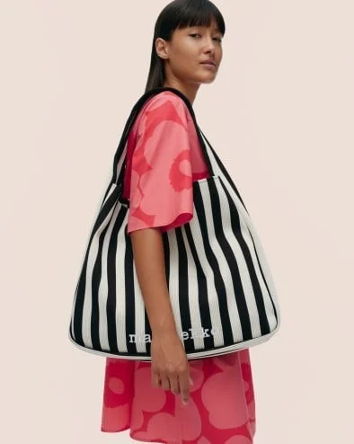 Knitted bag 2