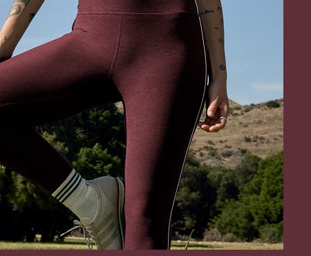 Spacedye Ready Midi Legging in Midnight Burgundy Heather