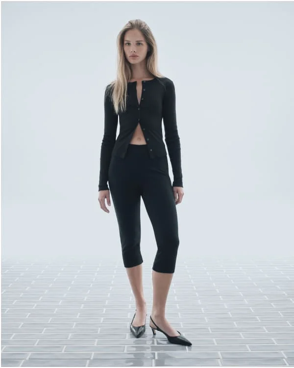 [Image]The Selfie Cardigan | Black