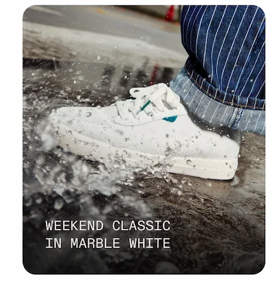 Weekend Classic in Marble White