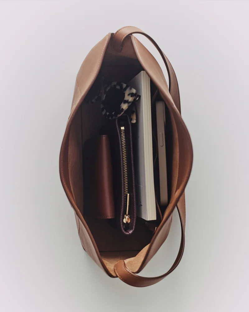 Forma Shoulder Bag Chestnut
