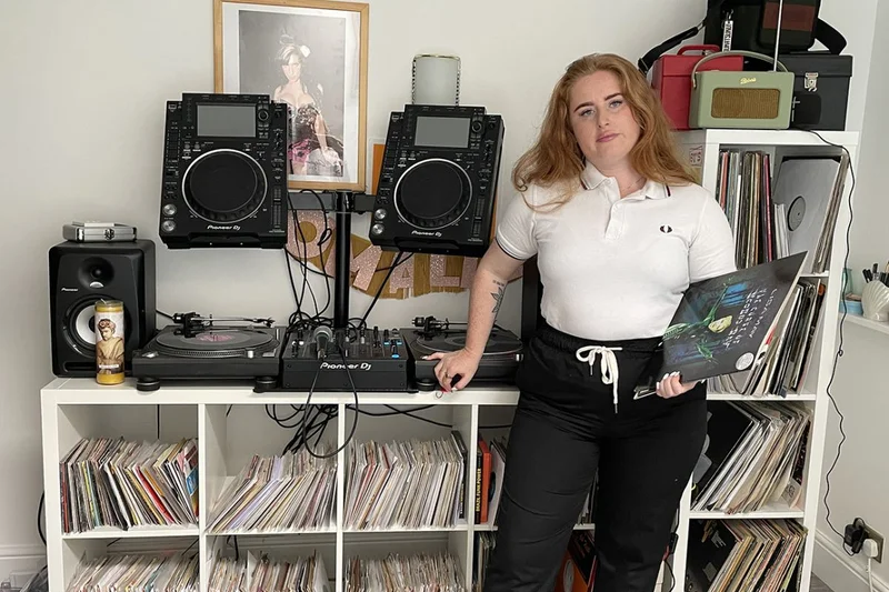 Article "The Ultimate Get Ready Playlist"