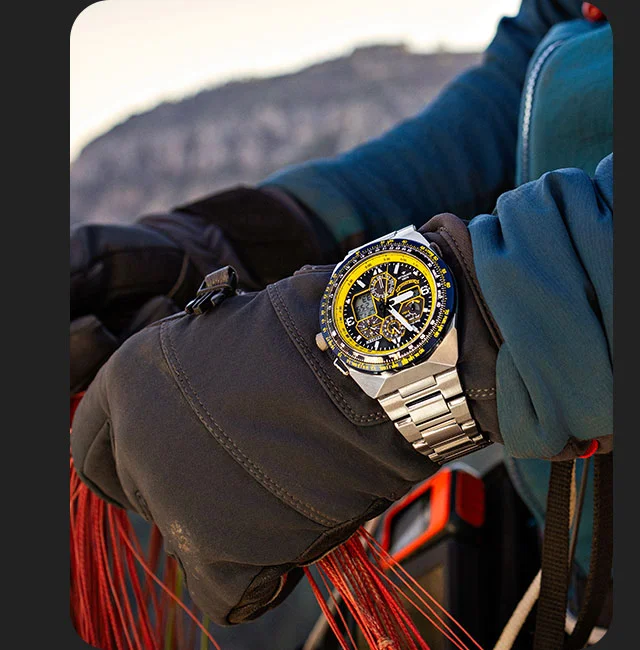 Person wearing Promaster Air JY8125-54L