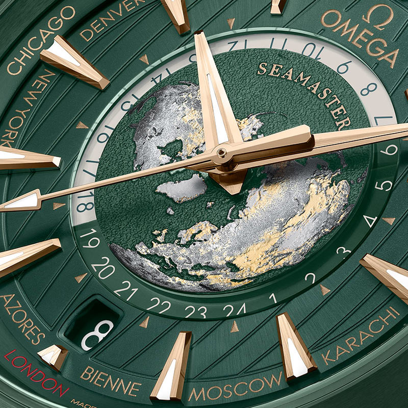 Closeup of the dial of the 43 mm Seamaster Aqua Terra 150M Worldtimer with a green dial