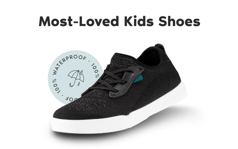 Most-Loved Kids Shoes. Graphic of the Weekend Sneaker in Asphalt Black.