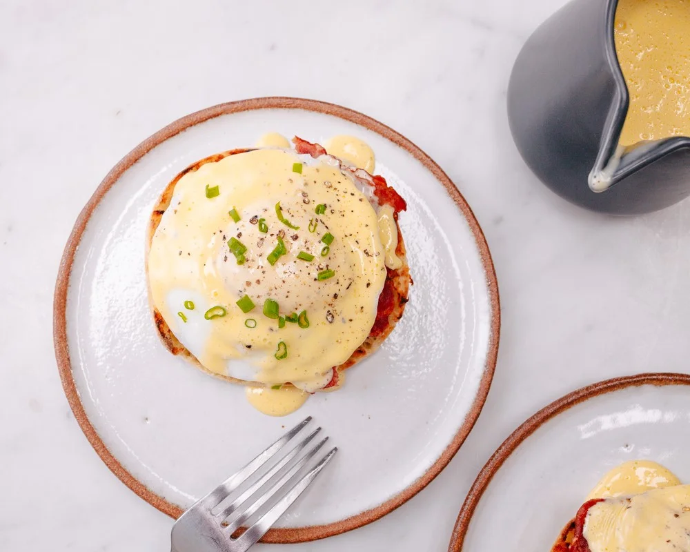 Brava Eggs Benedict with Vitamix Hollandaise Sauce