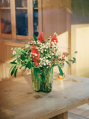 Glass Vase 23 cm