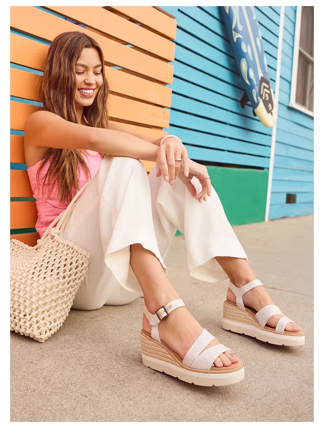 Darya Wedge Platform Sandal - Image
