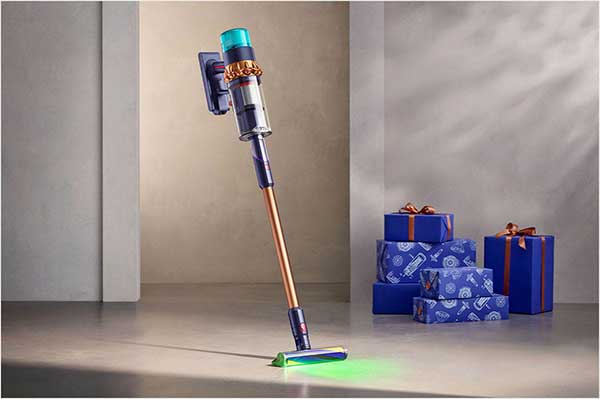 Dyson Gen5detect vacuum in Prussian blue and rich copper.