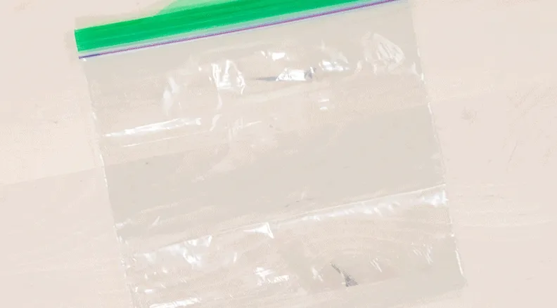 Chromatography Lab – An interactive color-mixing experiment using simple materials.