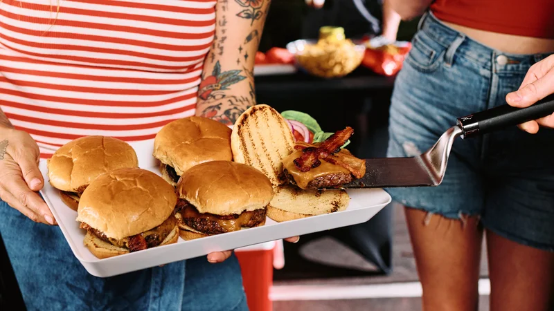 Classic Bacon Cheeseburger