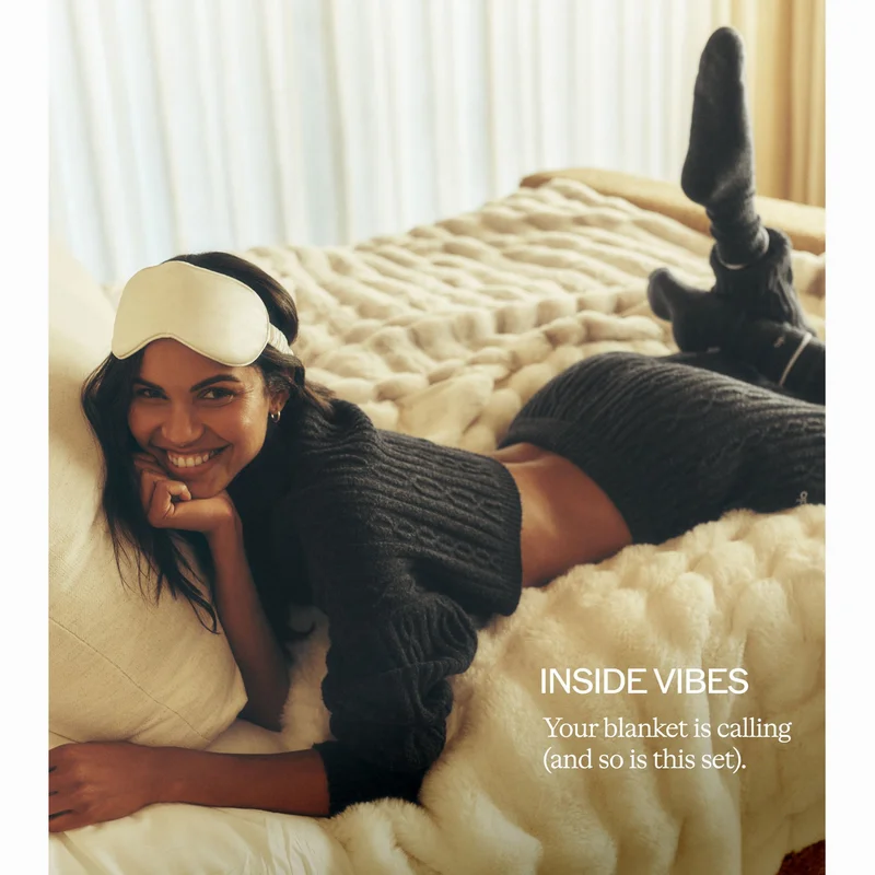 INSIDE VIBES. Your blanket is calling (and so is this set).