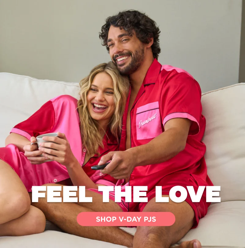 FEEL THE LOVE in Valentine's Day Sleep Sets