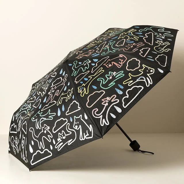 Raining Cats & Dogs Color-Changing Umbrella