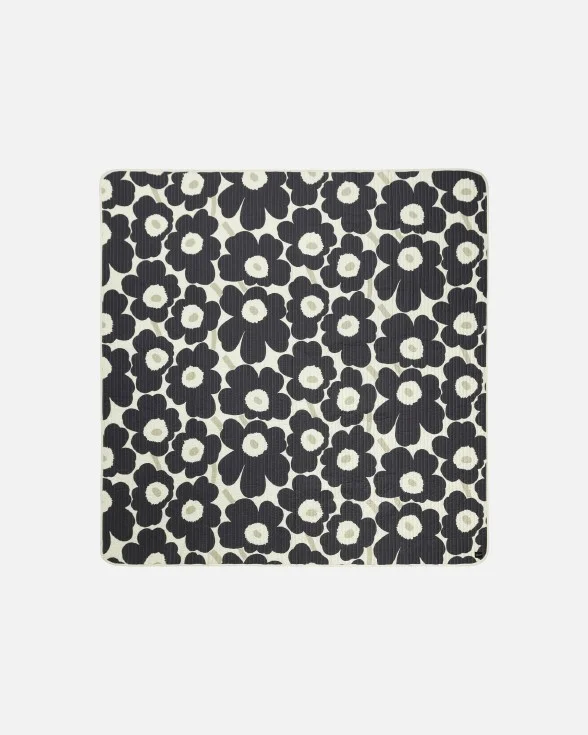 Unikko bedspread