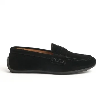Levitt Driving Moccasin Shoe in Black Suede