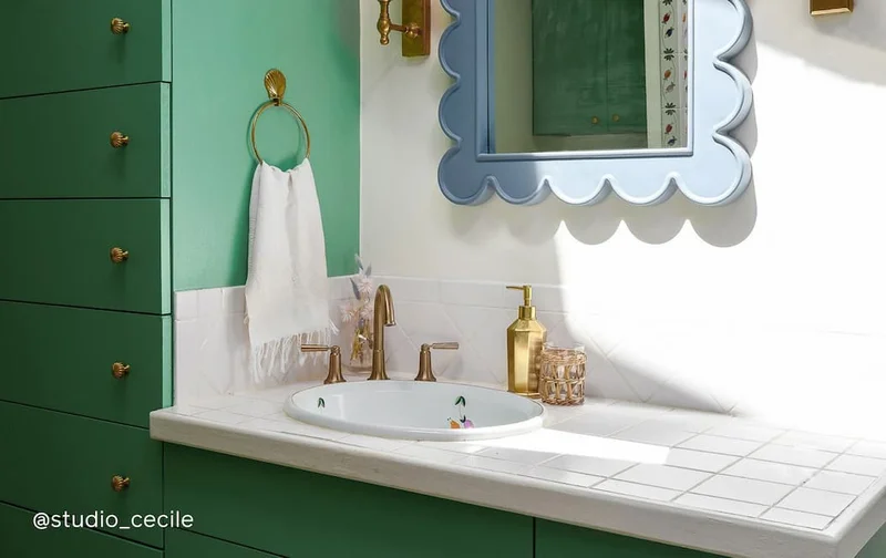 Bathroom featuring OMGreen