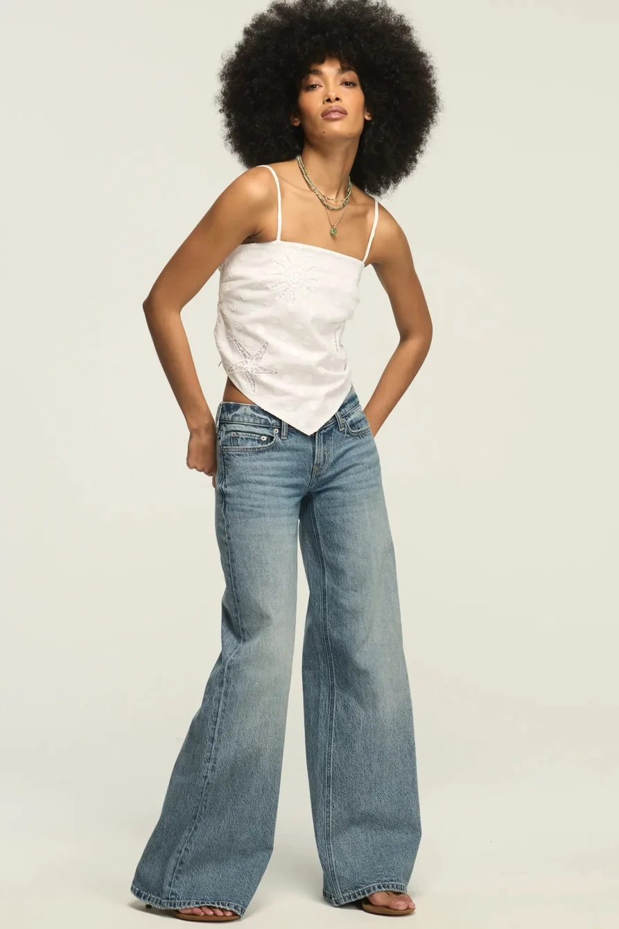 Image of Lucky Brand Super Low Rise Ultra Wide - Women's Jeans Denim Pants in Pisces