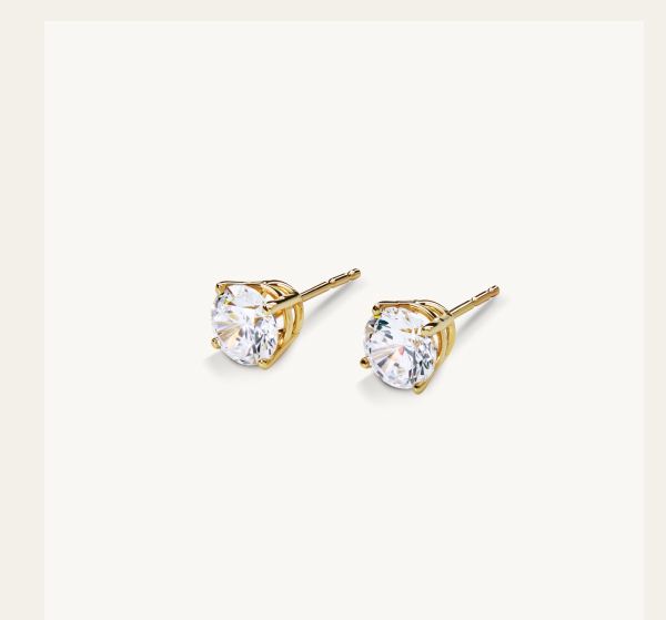 Round Diamond Studs