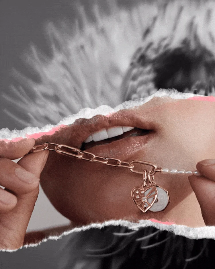 Model image with Pandora jewelry Model image with Pandora jewelry