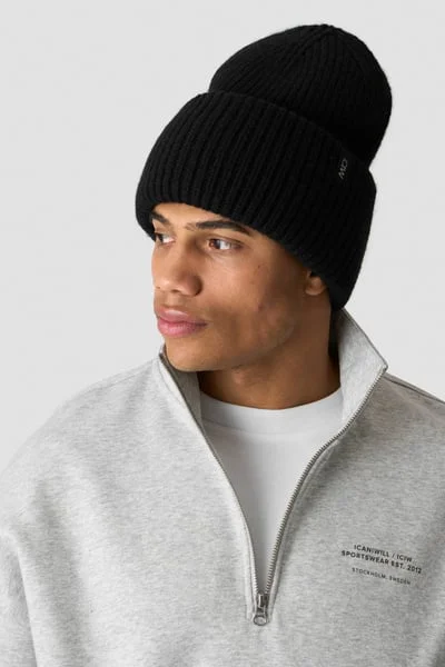 Image of Everyday Chunky Wool Beanie Black