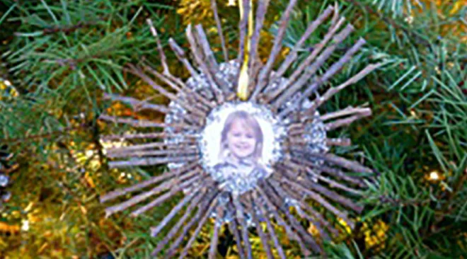 Twig Ornament