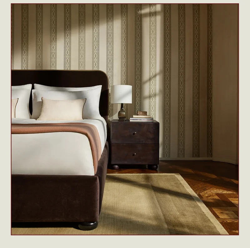 Shop Paradiso Wallpaper