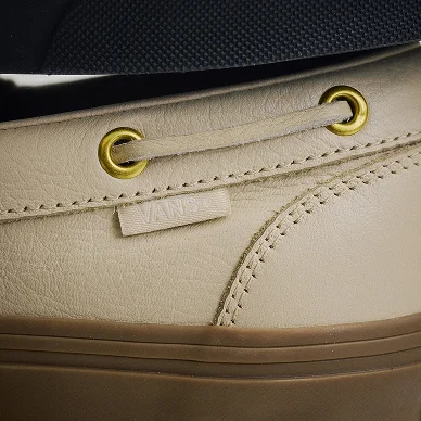 2-Eyelet Boat Shoe