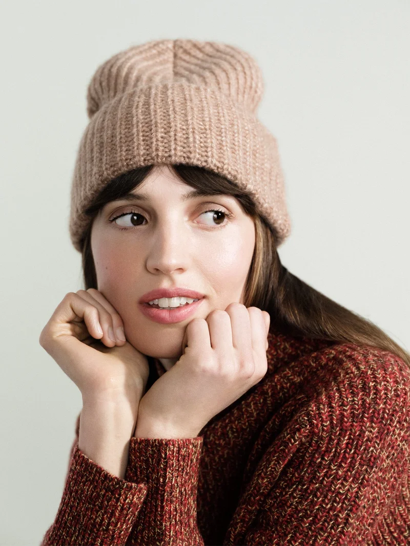 Image of Cashmere Ribbed Beanie