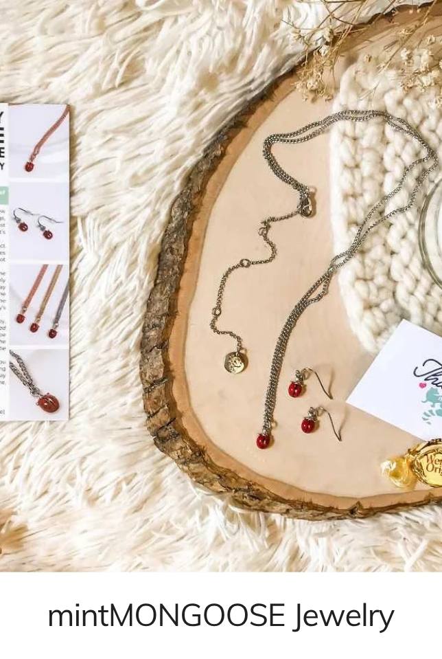 mintMONGOOSE Jewelry Set