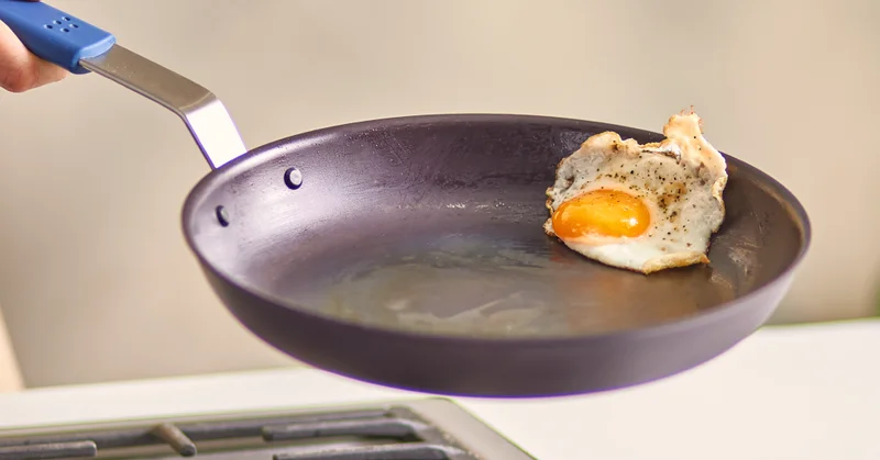 Misen Carbon Steel Pan