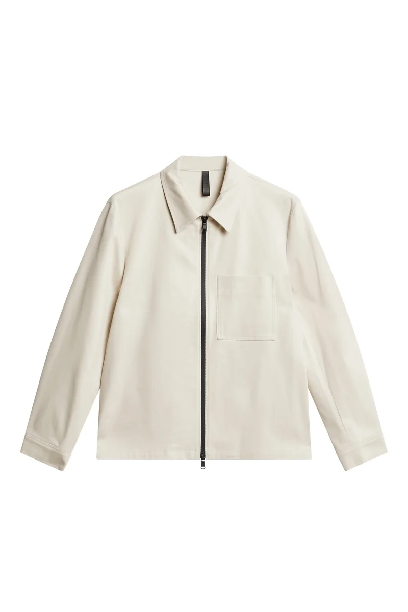 Image of Julius Cotton Twill Overshirt / Moonbeam
