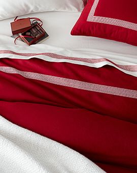 up to 60% off deals & steals