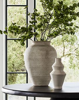 vases